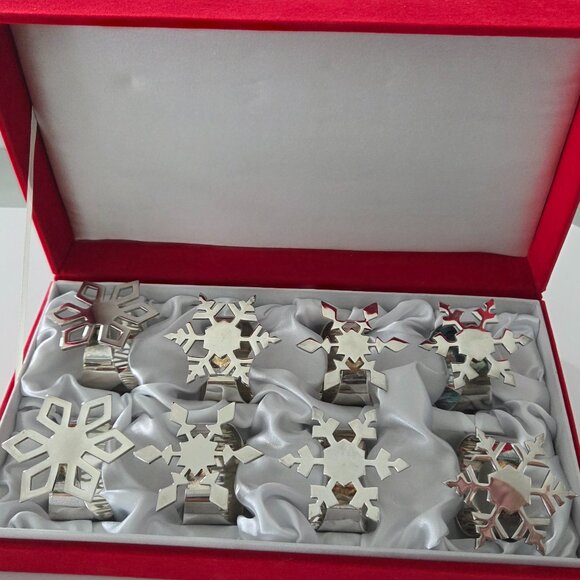 8 Silver Snowflake Napkin Rings - Picture 1 of 10
